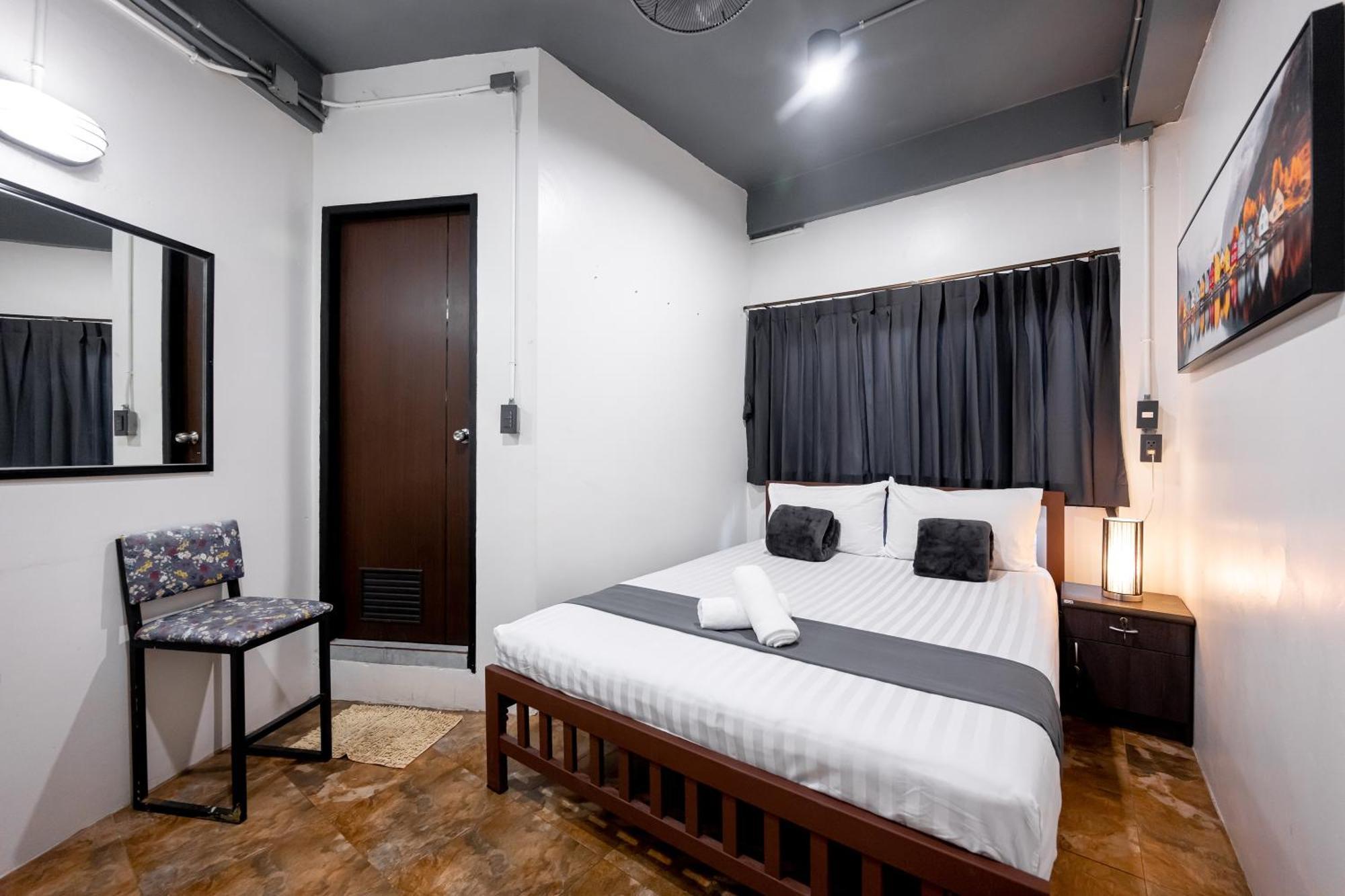 Vibes Hostel 방콕 외부 사진