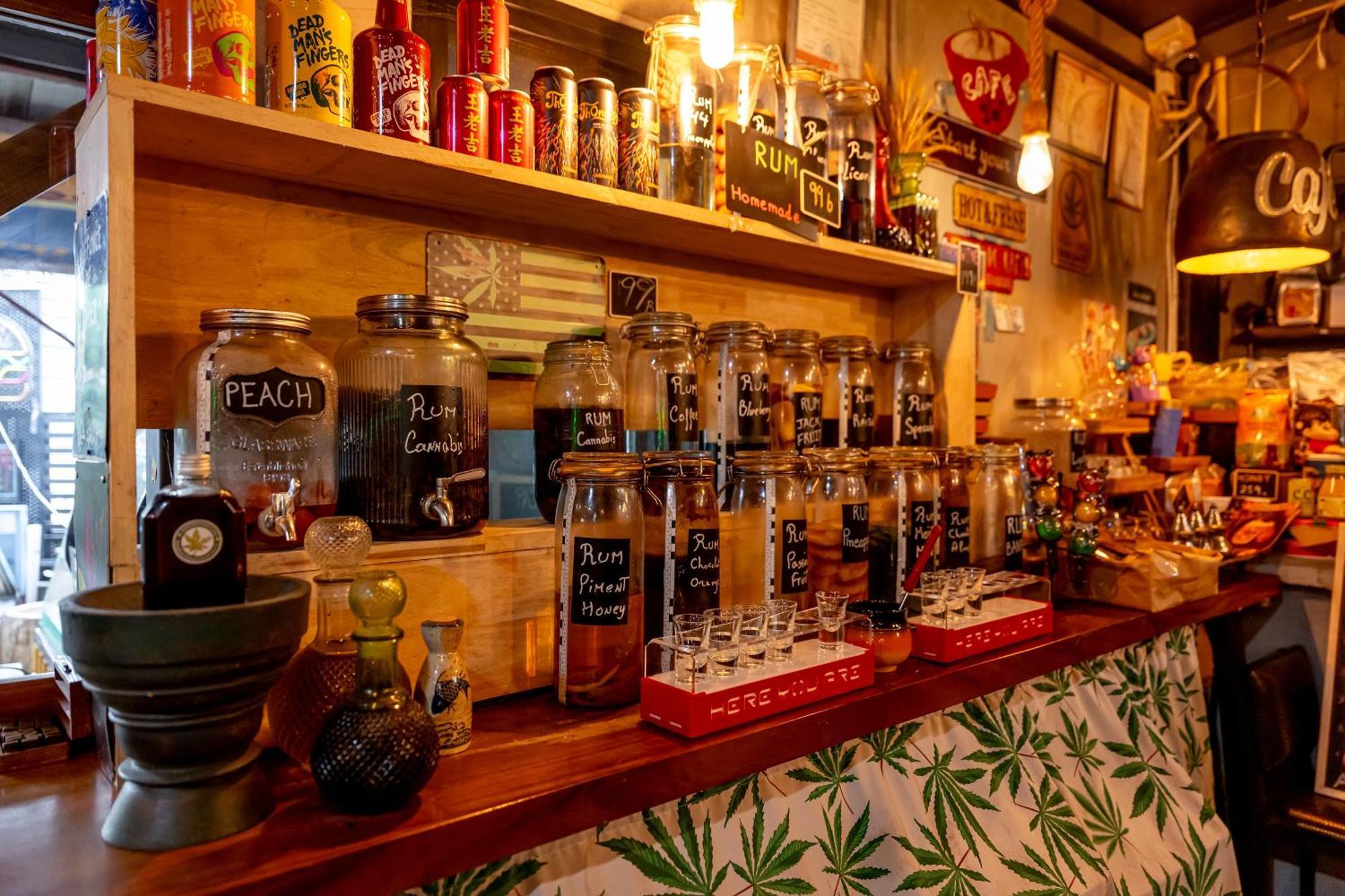 Vibes Hostel 방콕 외부 사진